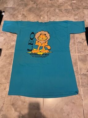 VTG Garfield Leo Zodiac Sign One SZ Fits All Sleep T-Shirt 90s Jim Davis Paws